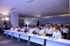 象屿产发与汕头濠江区政府签订战