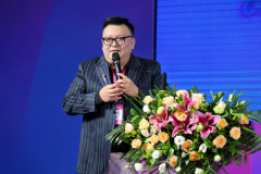艺术面雕专家王浩：美骨针填补国